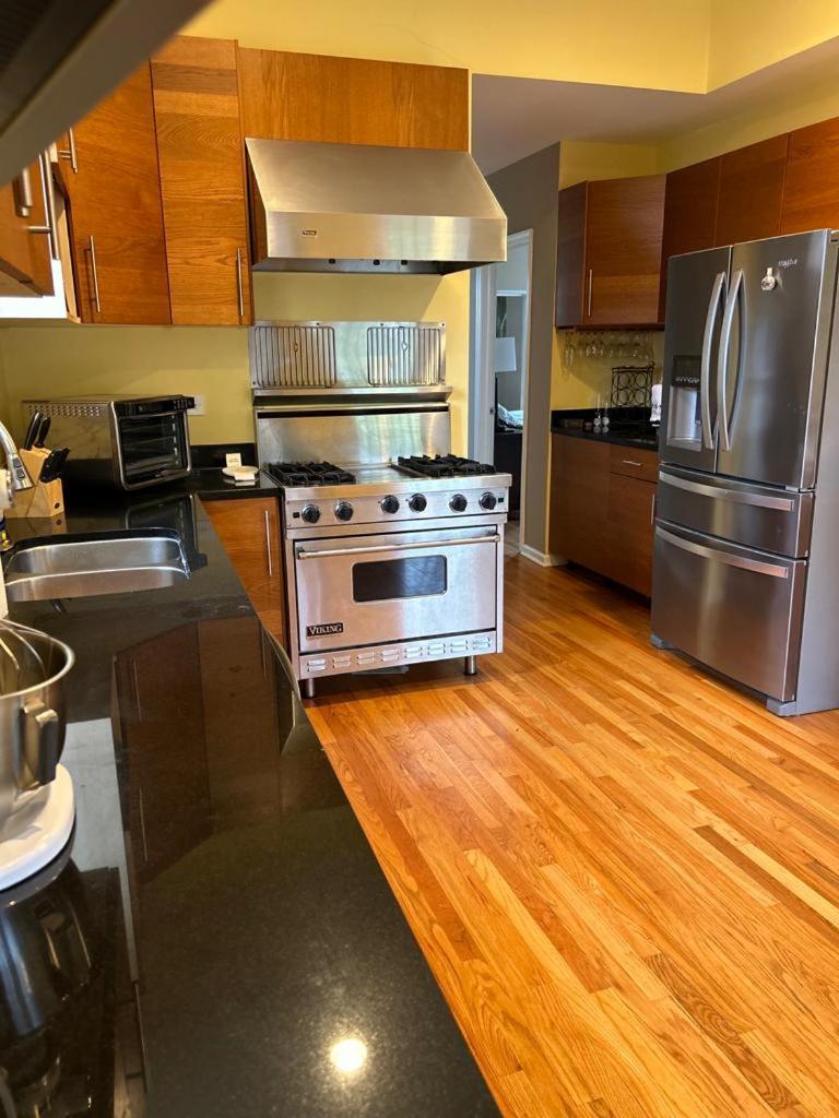 Apartamento Gorgeous North Kenwood Hyde Park Unit Chicago Exterior foto